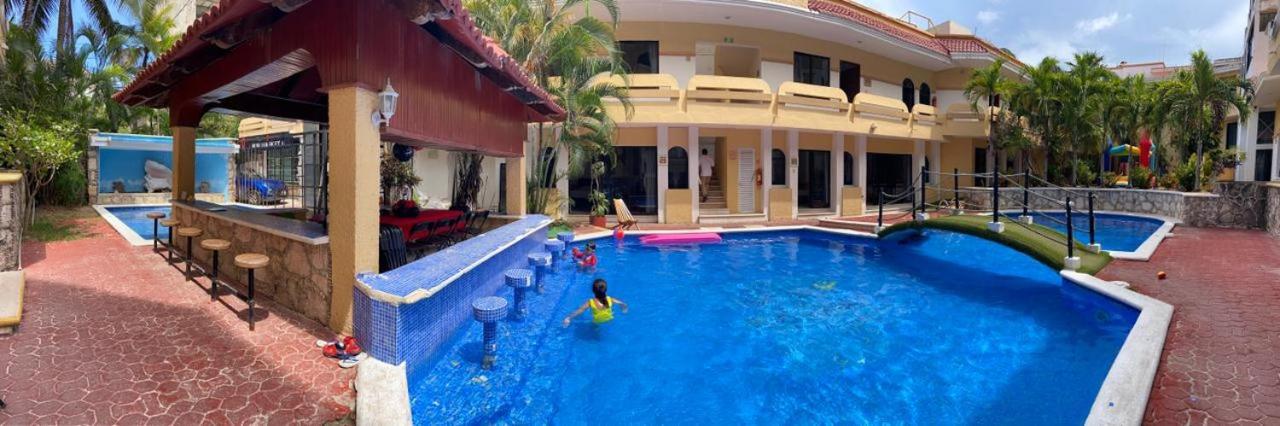 Hotel Vista Caribe 5Ta Av A 5 Pasos De La Playa Playa del Carmen Luaran gambar