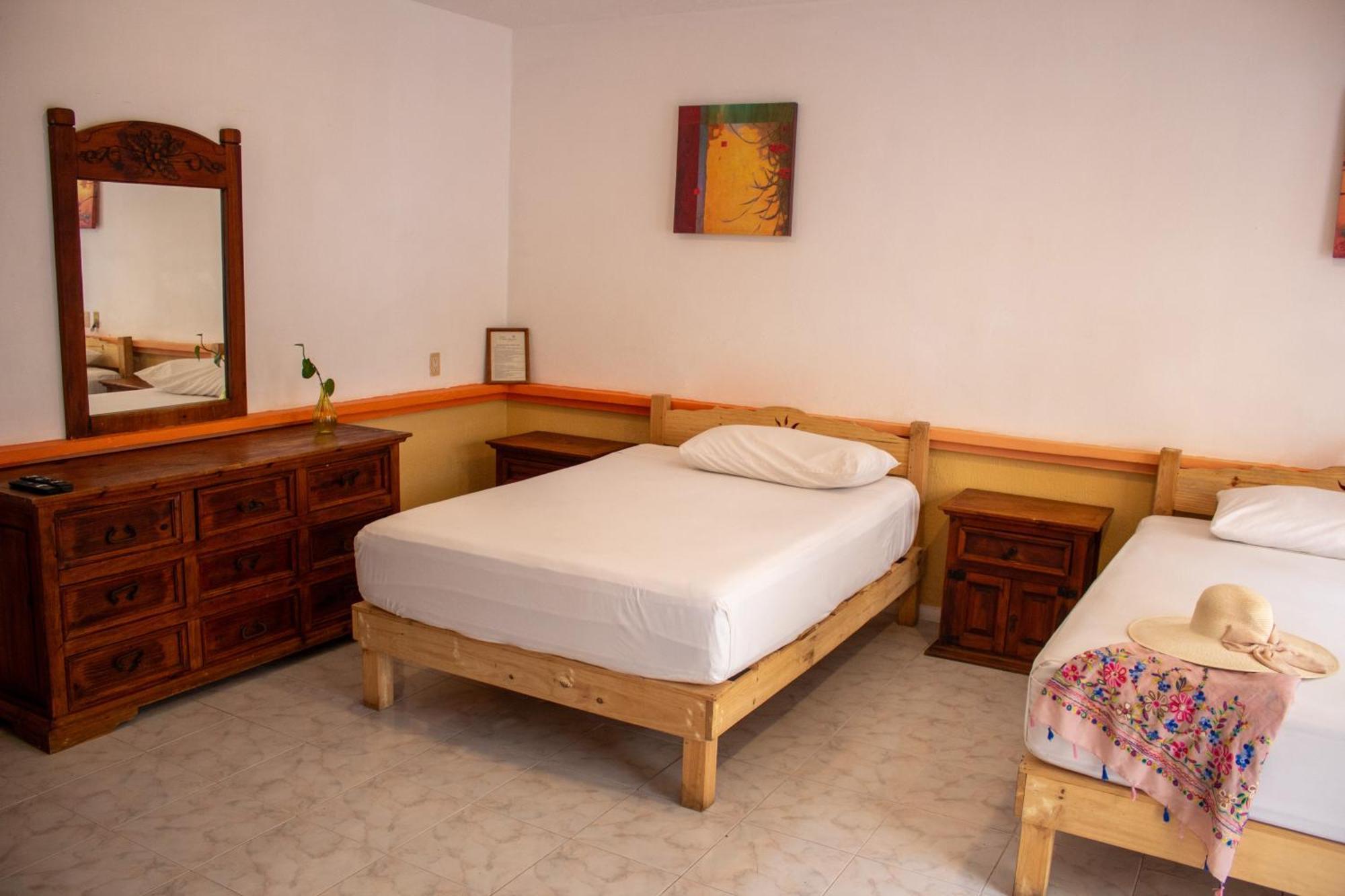 Hotel Vista Caribe 5Ta Av A 5 Pasos De La Playa Playa del Carmen Luaran gambar