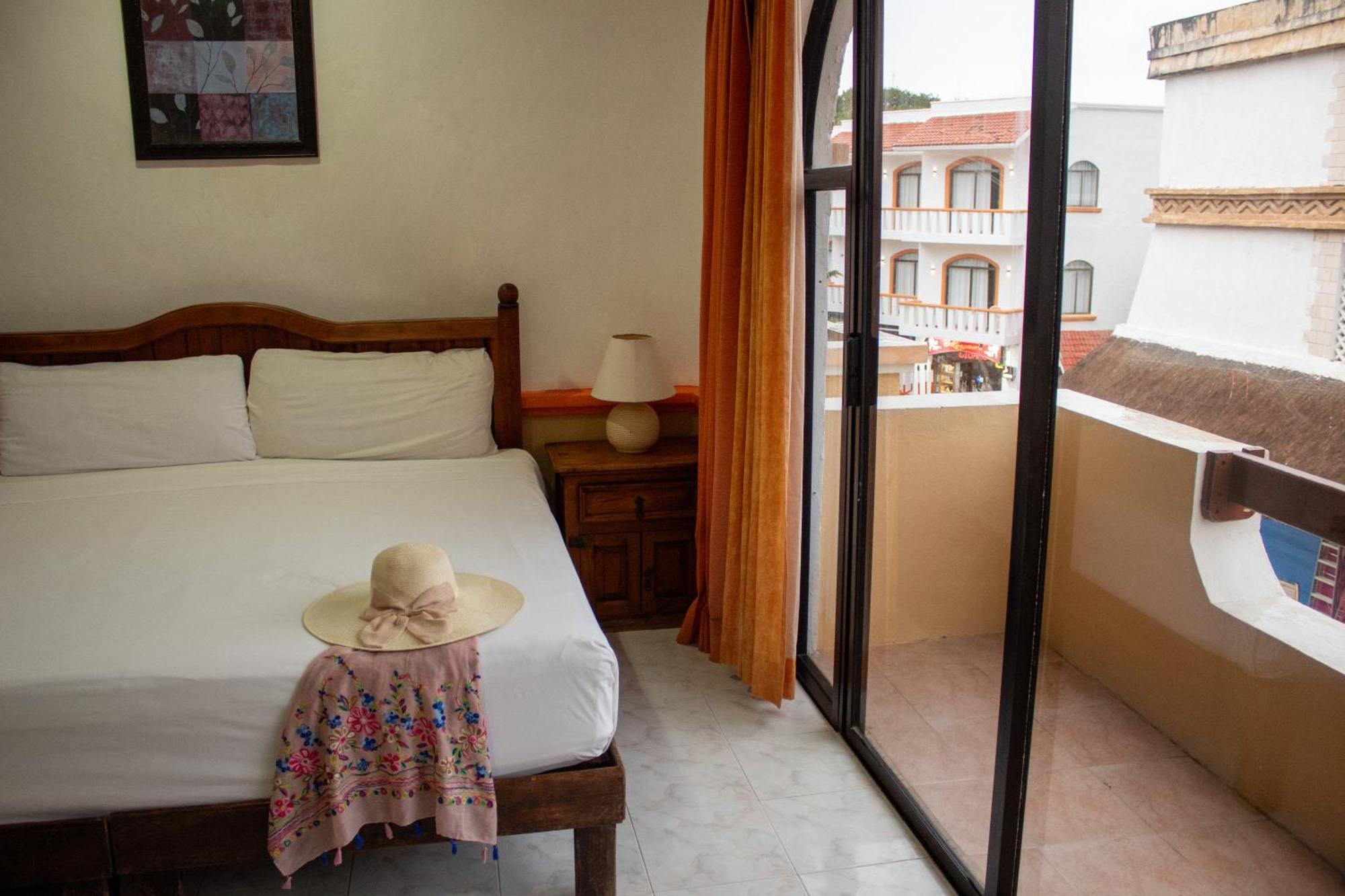 Hotel Vista Caribe 5Ta Av A 5 Pasos De La Playa Playa del Carmen Luaran gambar