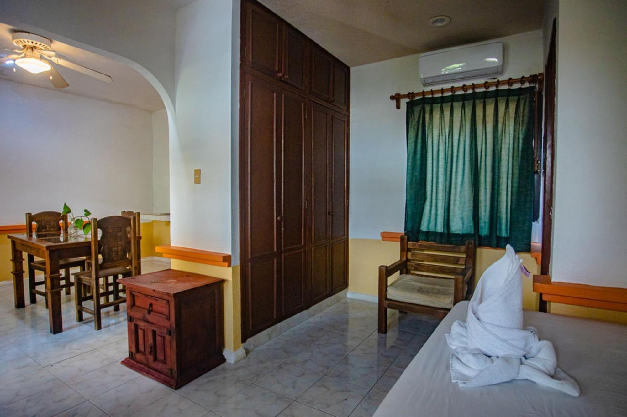 Hotel Vista Caribe 5Ta Av A 5 Pasos De La Playa Playa del Carmen Luaran gambar
