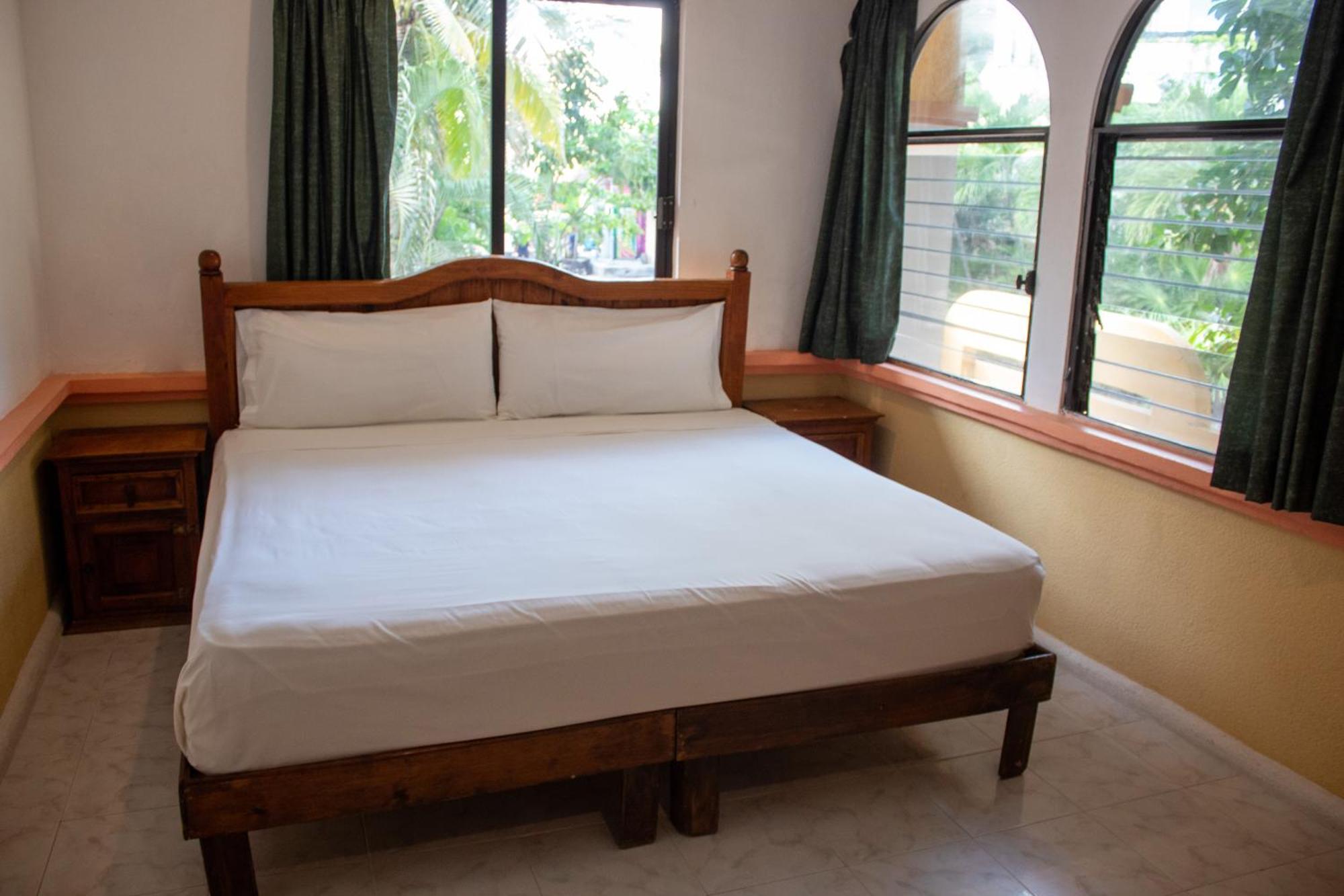 Hotel Vista Caribe 5Ta Av A 5 Pasos De La Playa Playa del Carmen Luaran gambar