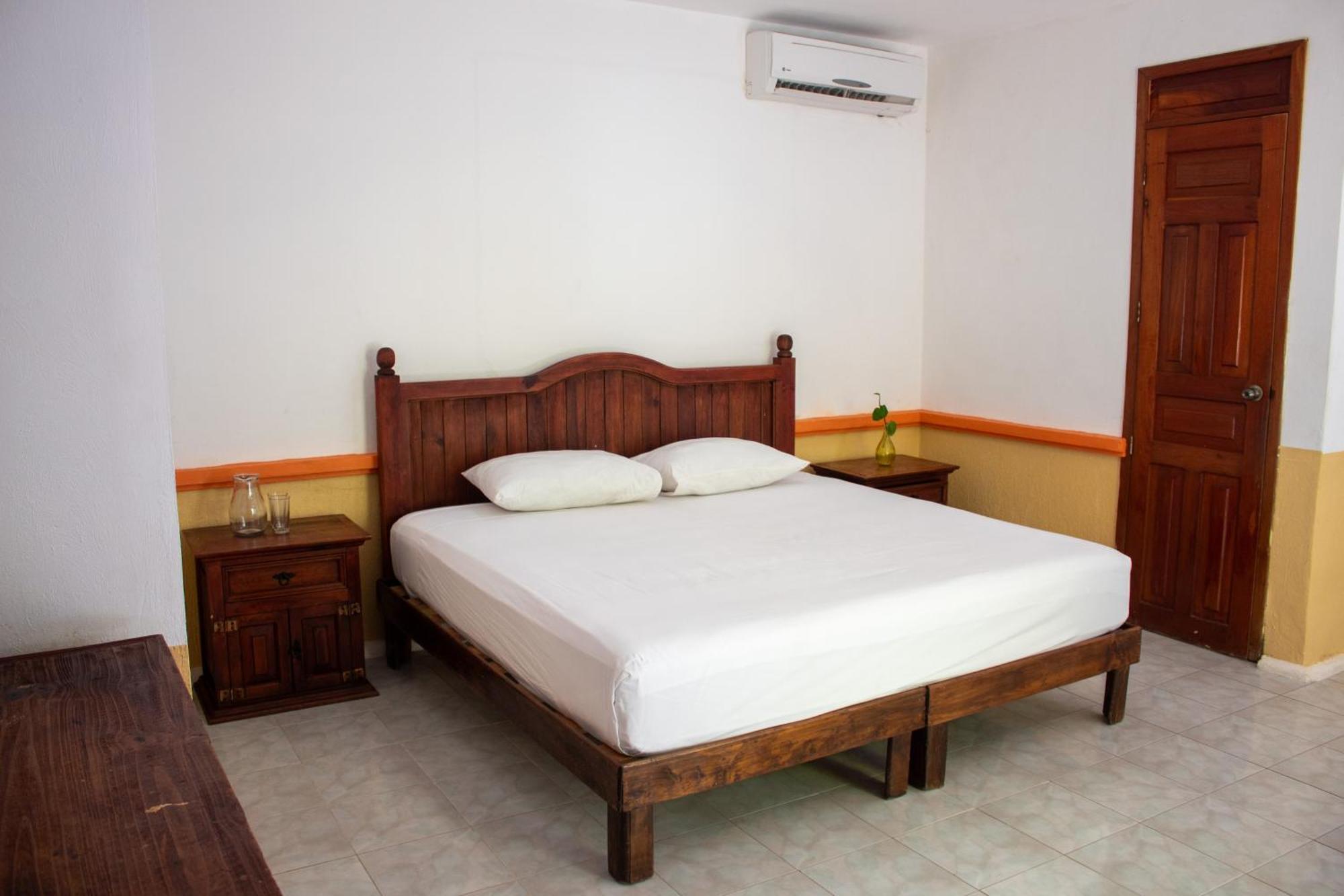 Hotel Vista Caribe 5Ta Av A 5 Pasos De La Playa Playa del Carmen Luaran gambar